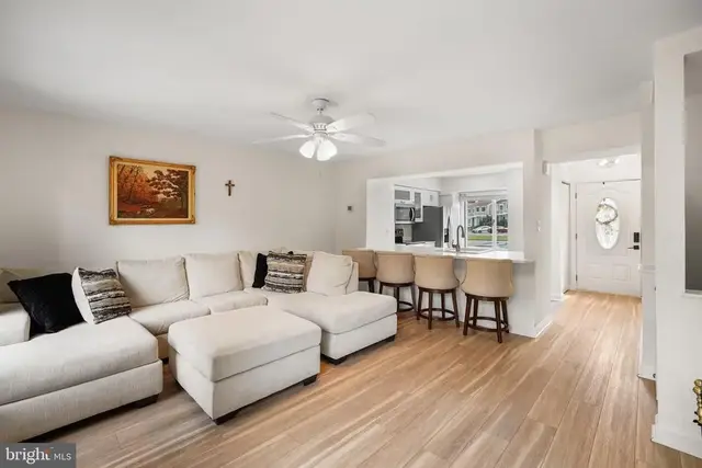 6 Sugarland Square Ct, Sterling