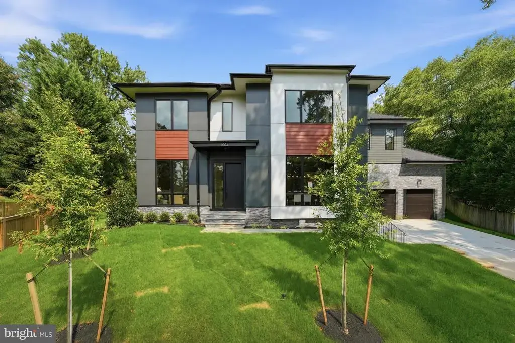 1905 Lamson Pl, MCLEAN