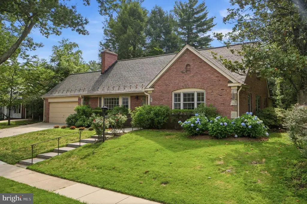 5910 Overlea Rd, BETHESDA
