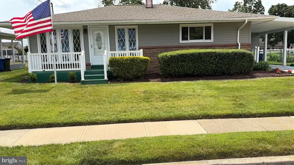 6 Laclede Dr, BURLINGTON