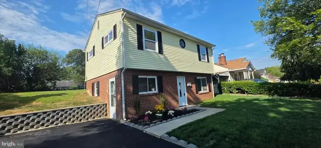 13208 Alison St, Woodbridge