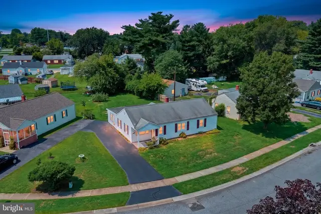 159 Evergreen Dr, Dover