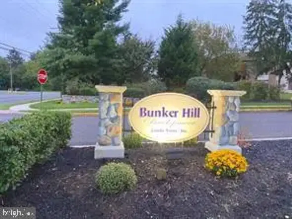 23 Pickwick Pl #bldg K, SEWELL