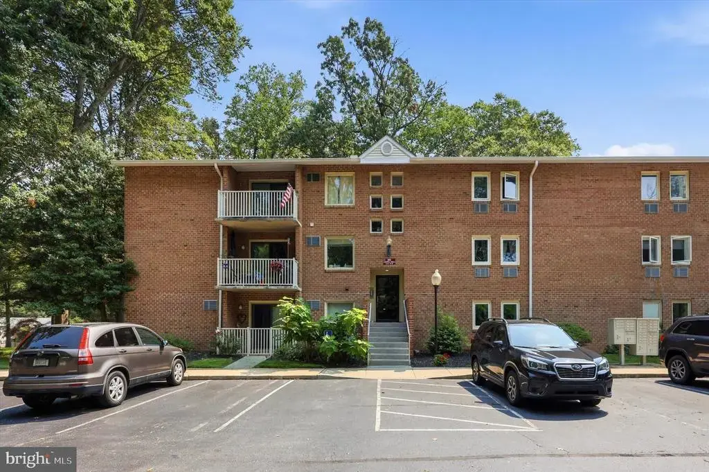 100 Campbell Cir #d-33, DOWNINGTOWN