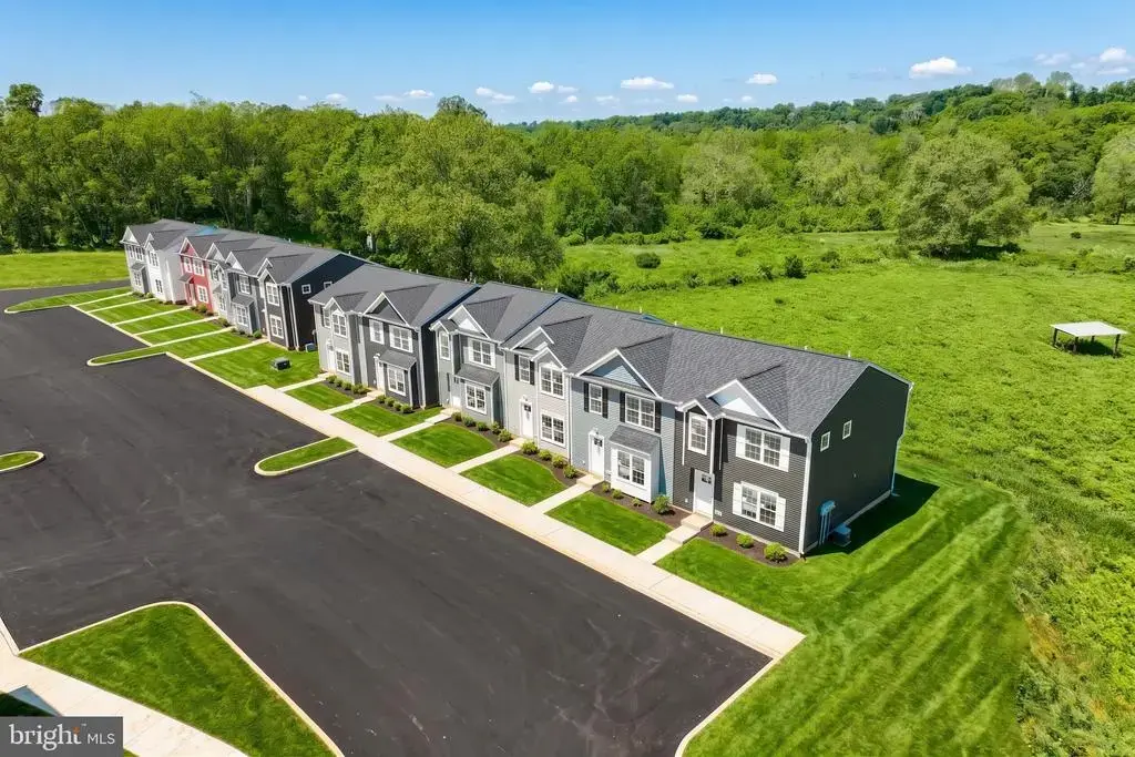 157 Spanglers Mill Rd #220, NEW CUMBERLAND