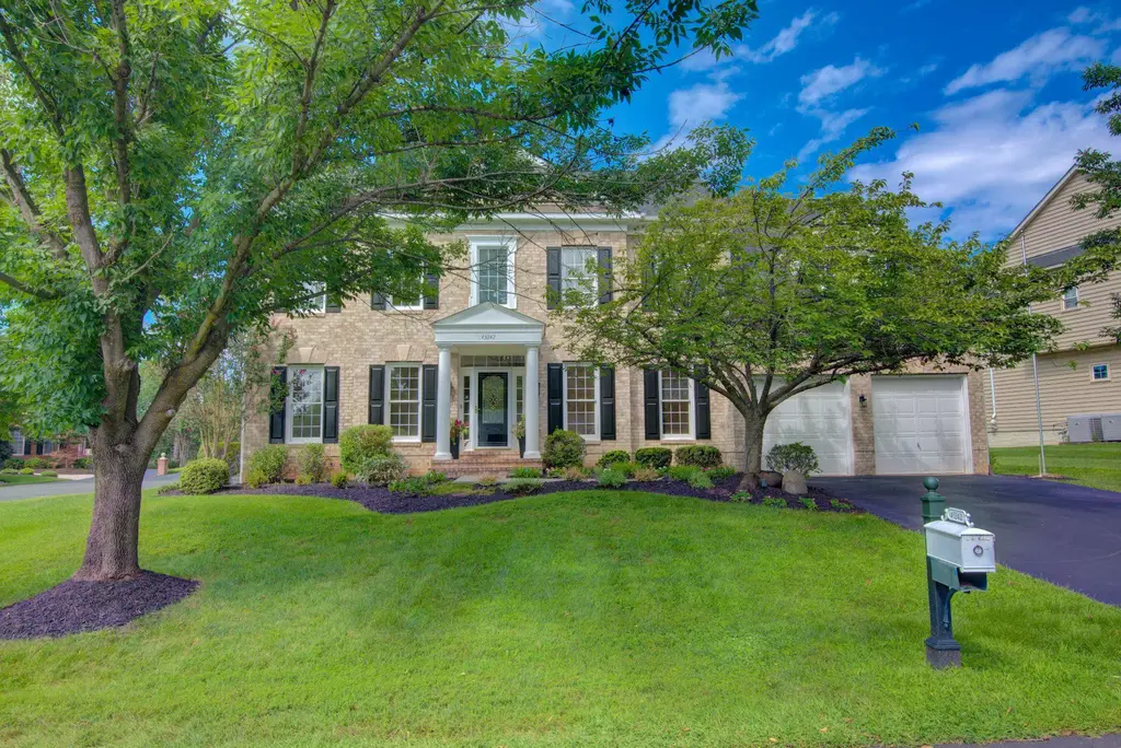 43242 Mission Hills Way, LEESBURG
