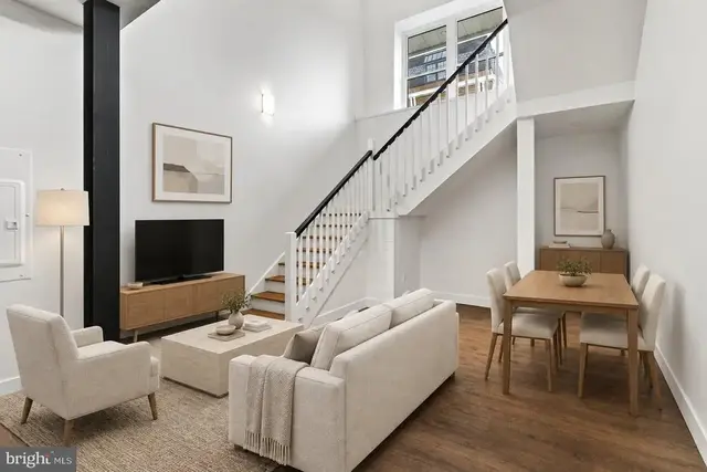 123 S Main St #6, Phoenixville