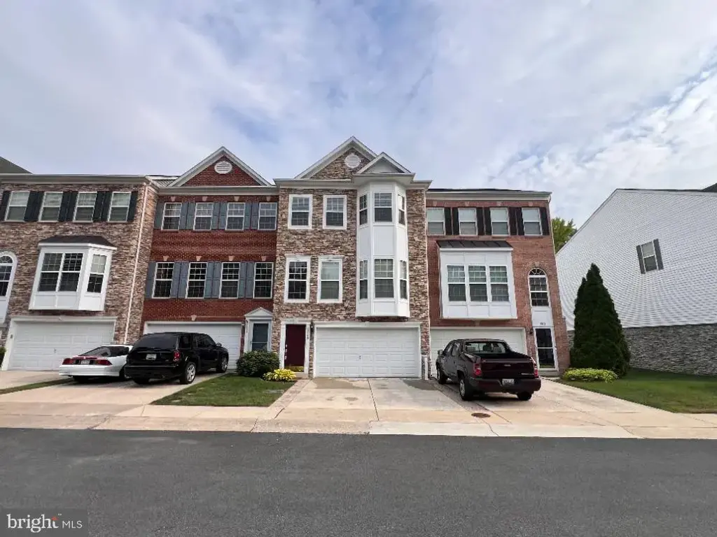 2309 Abby Rd, EDGEWATER
