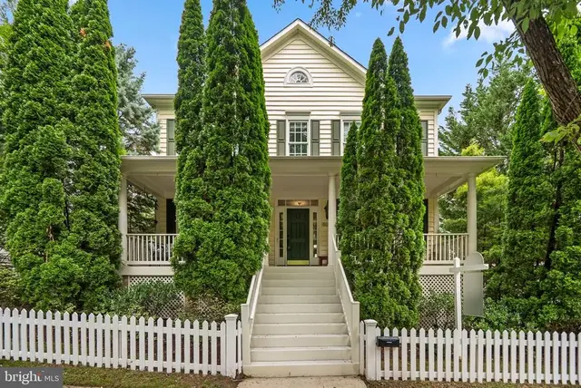 601 Bright Meadow Dr, Gaithersburg