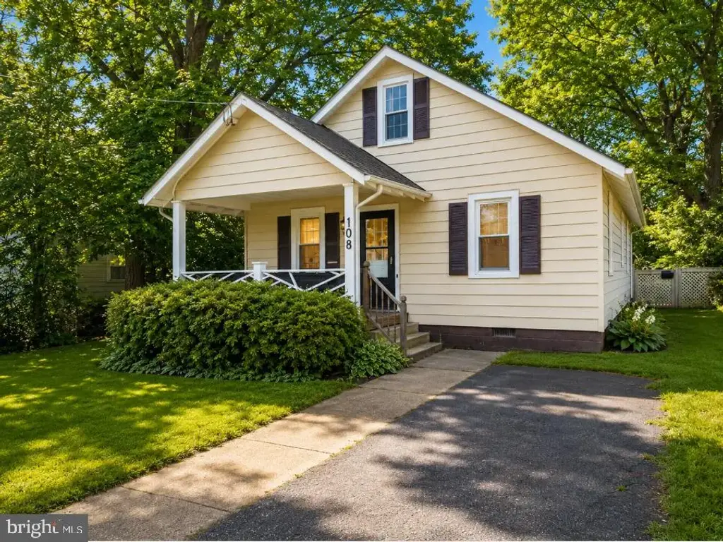 108 Oak St, FREDERICKSBURG