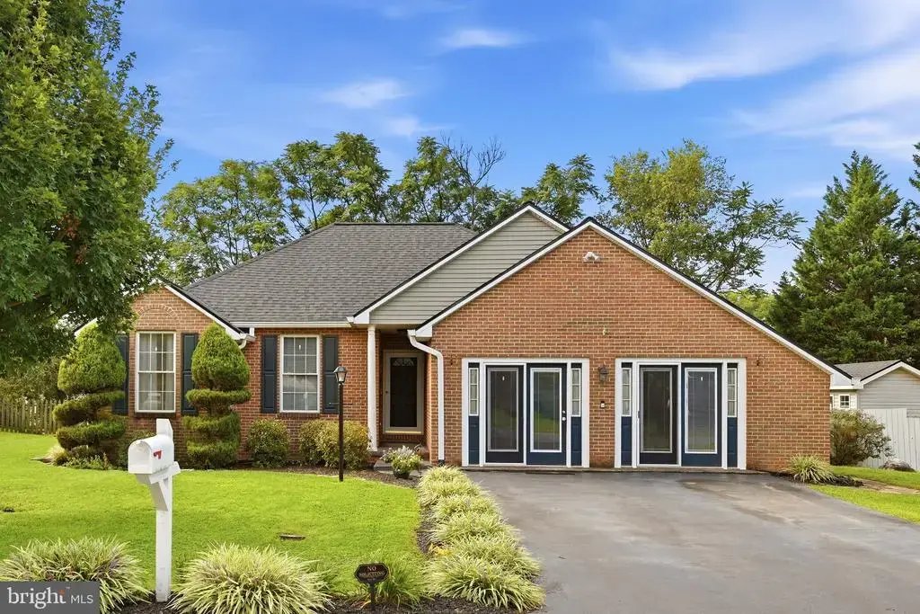 117 Gemstone Dr, MARTINSBURG