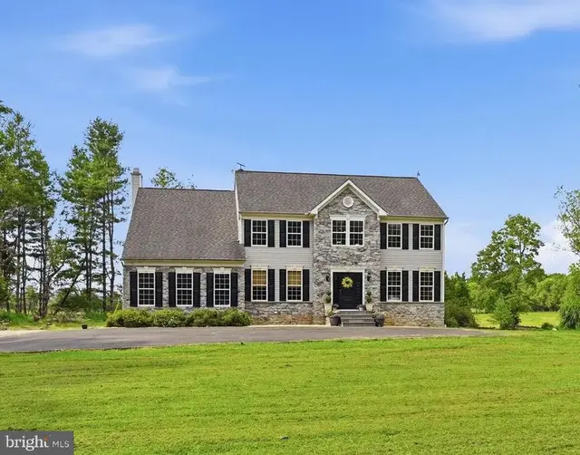 39320 Tollhouse Rd, Lovettsville