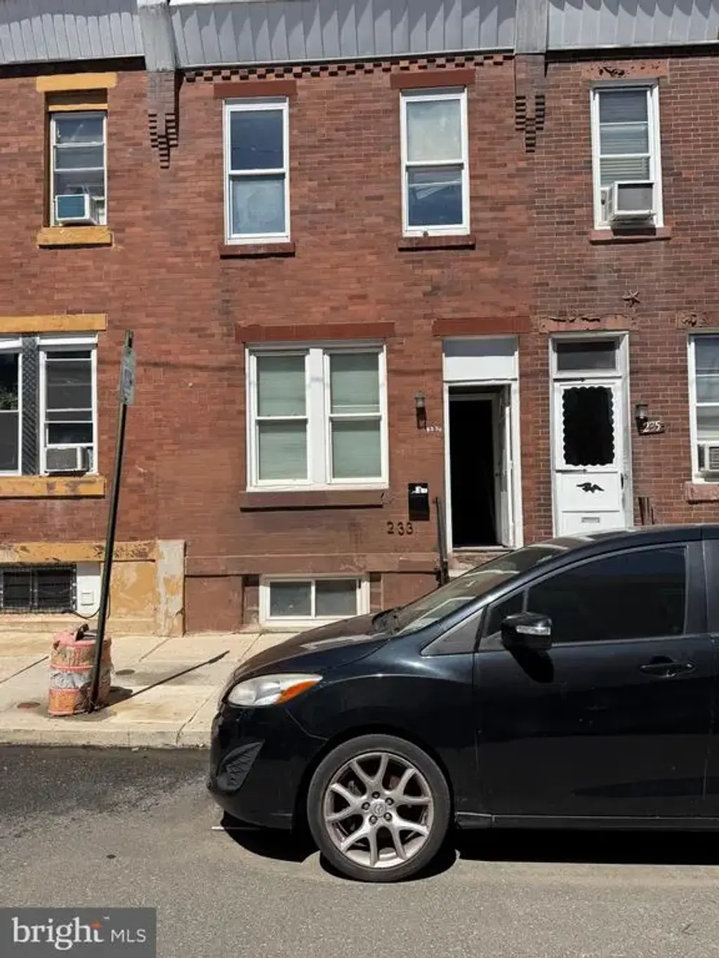 233 E Mayfield St, PHILADELPHIA