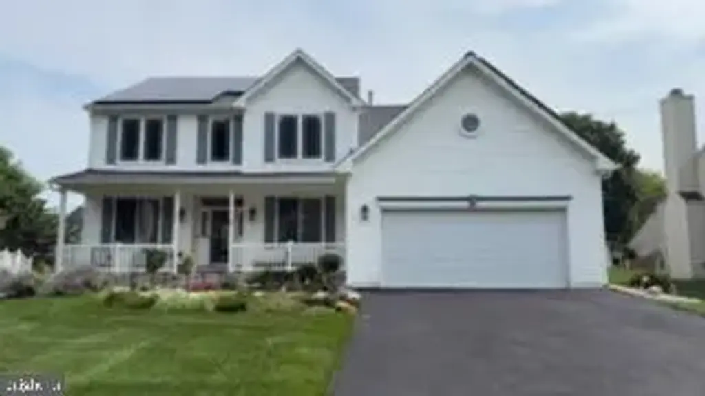 28 Pemberton Ln, EAST WINDSOR