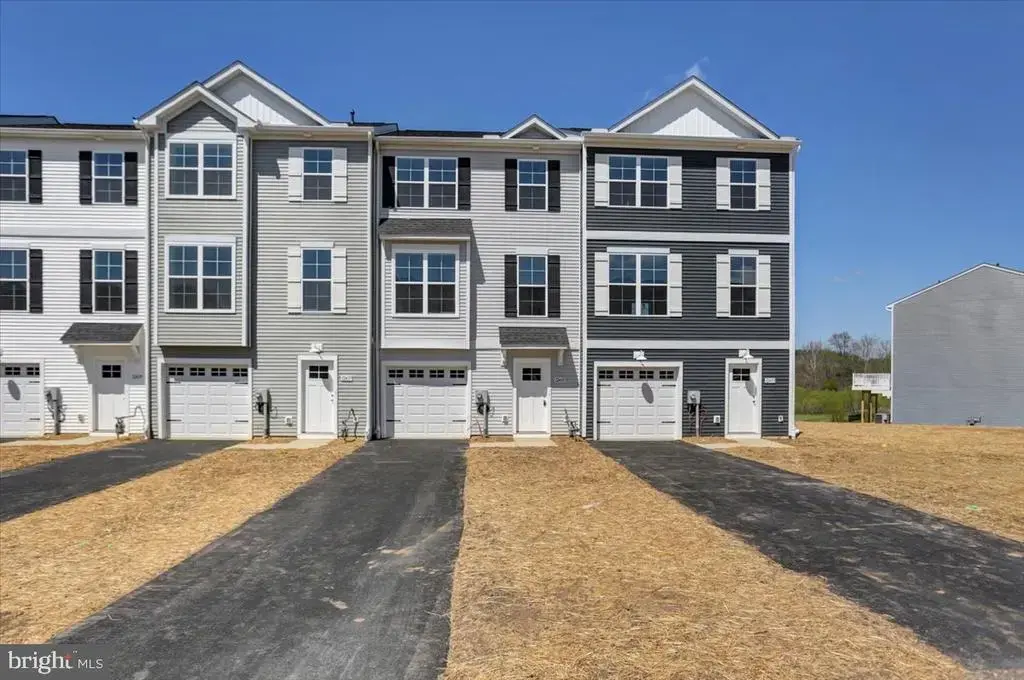 12437 Jackson Ave, WAYNESBORO