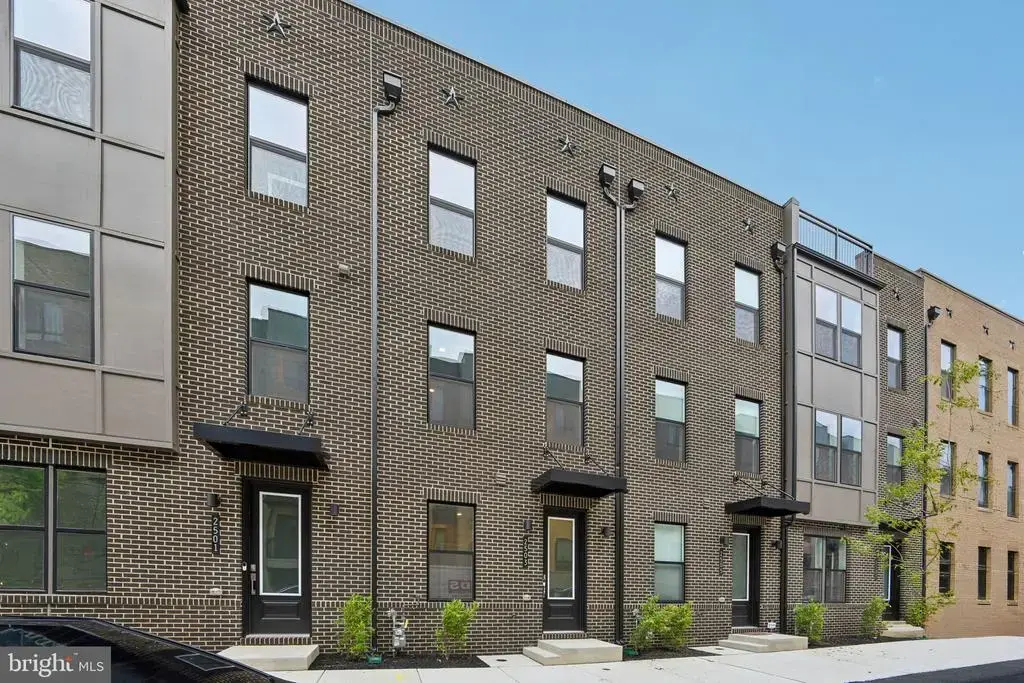 2503 Light St, BALTIMORE