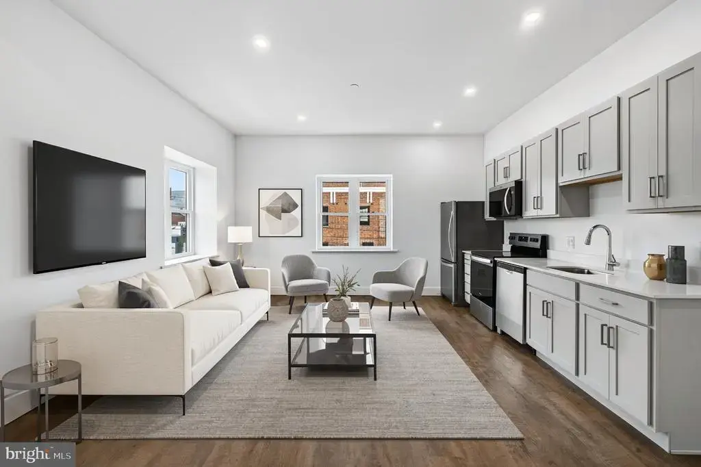 123 S Main St #10, PHOENIXVILLE
