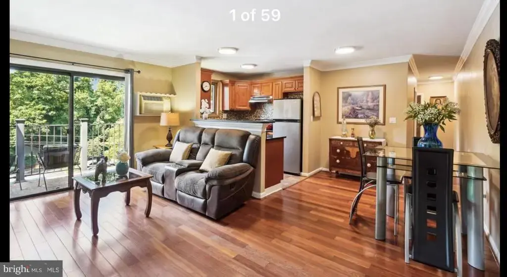 2844 Annandale Rd #316, FALLS CHURCH