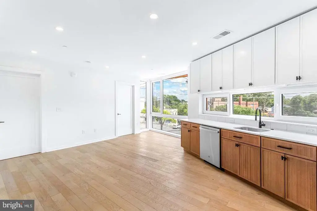 1522 Rhode Island Ave Ne #305, WASHINGTON