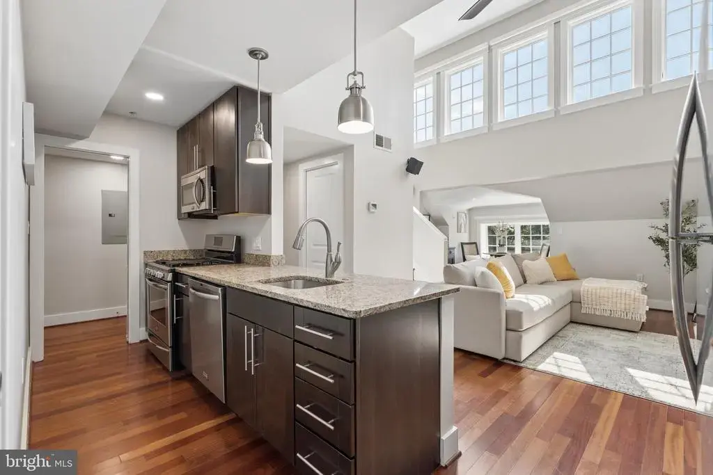 5233 Connecticut Ave Nw #301, WASHINGTON