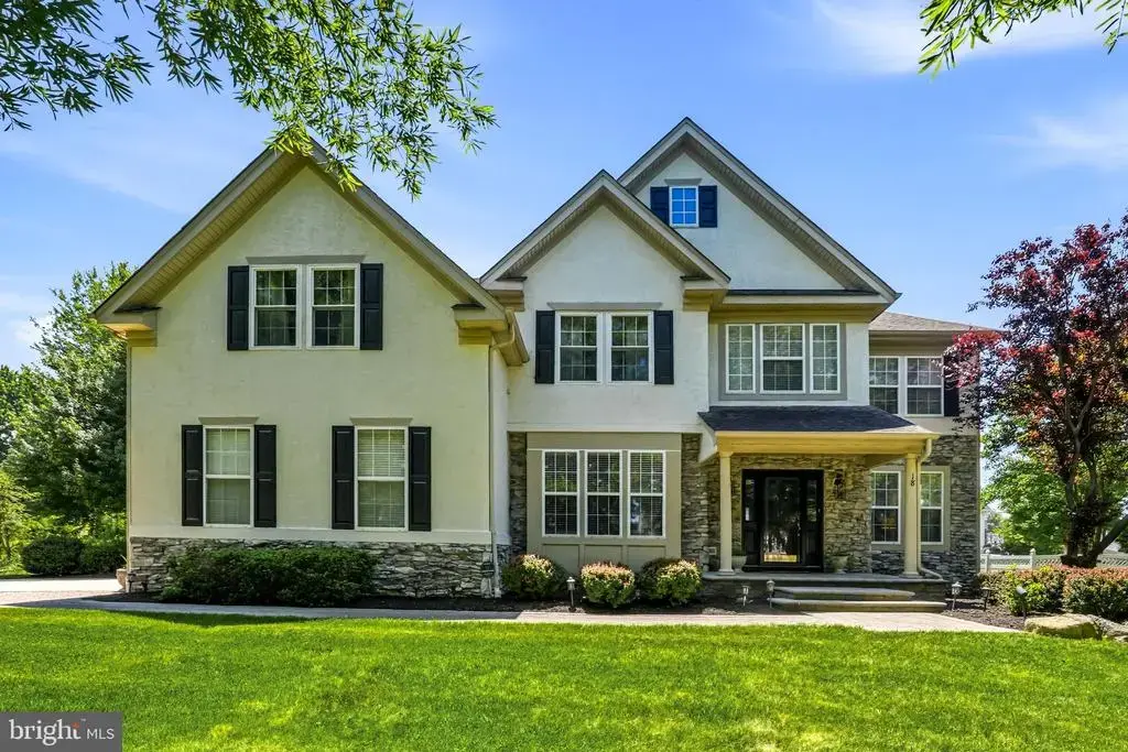 18 Shamrock Rd, LUMBERTON