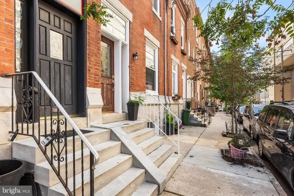 2119 S 13th, PHILADELPHIA