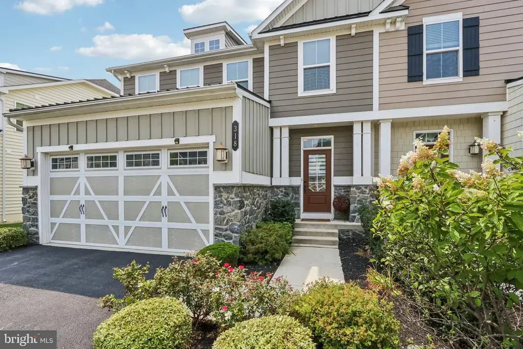 318 Quarry Point Rd, MALVERN