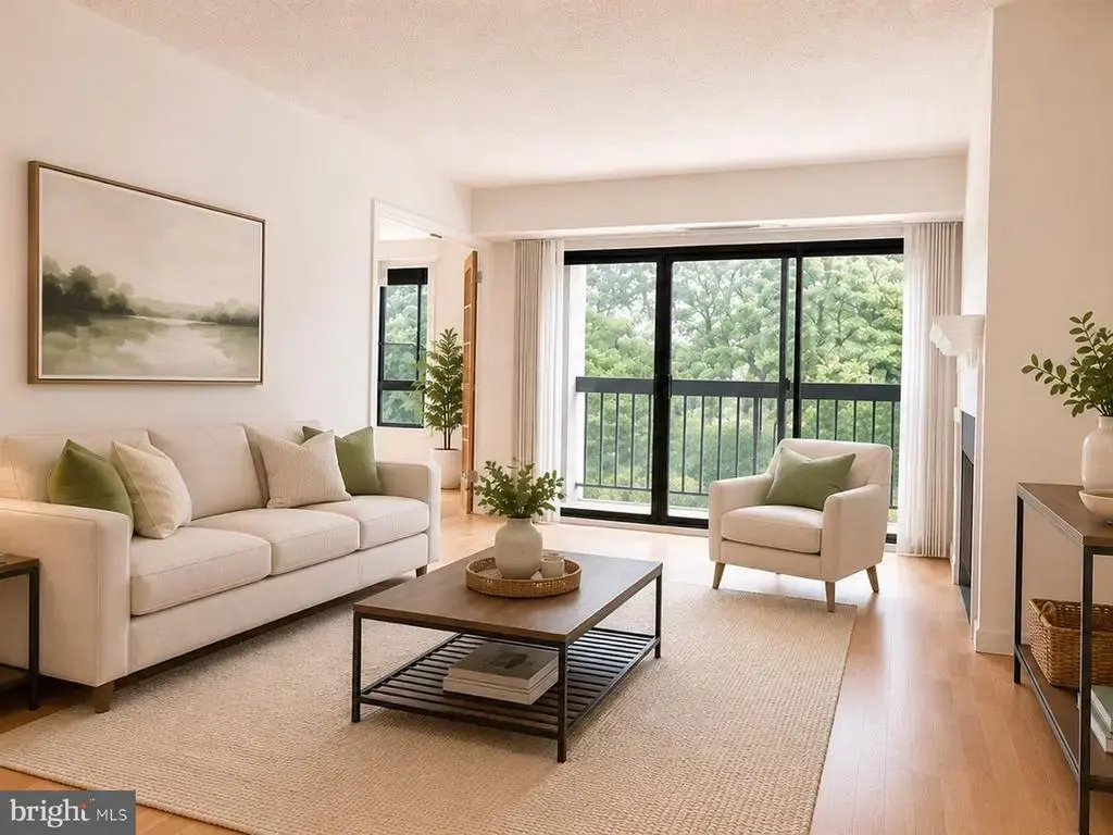 801 N Howard St #568, ALEXANDRIA