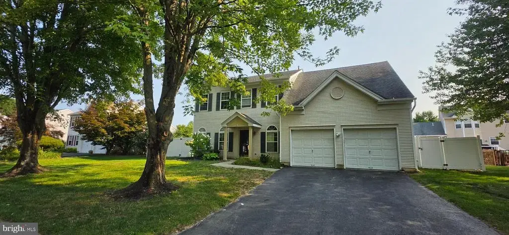 35 Oakmont Ter, HIGHTSTOWN