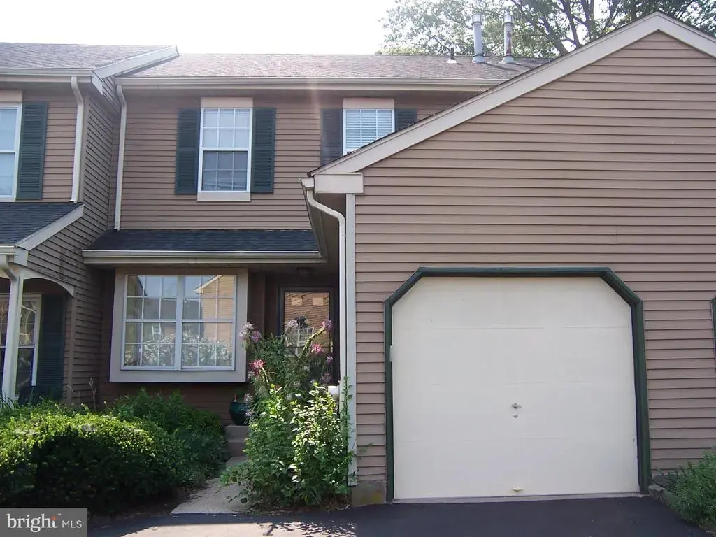 672 Tomlinson Ln, YARDLEY