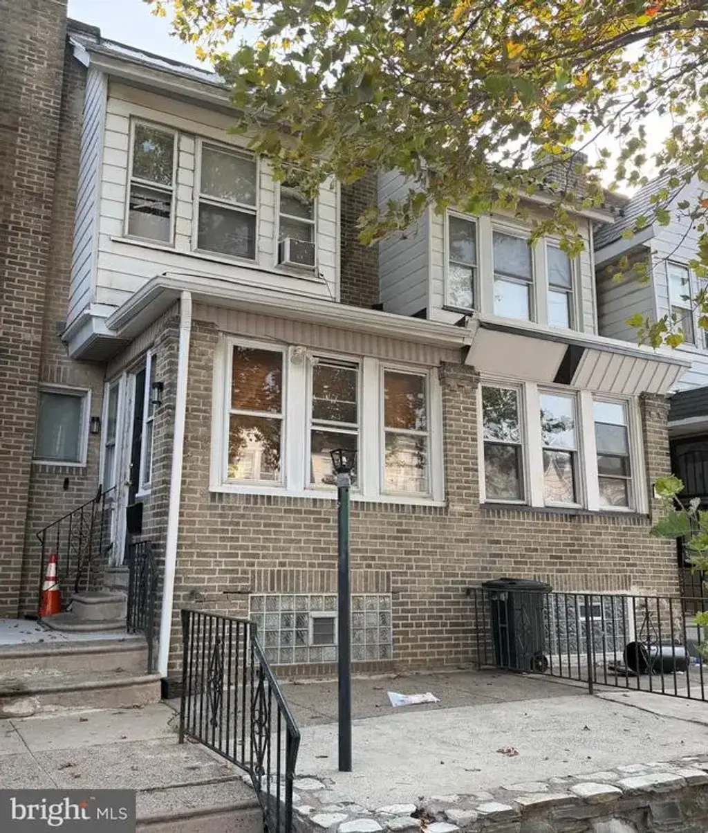 918 Bridge St, PHILADELPHIA