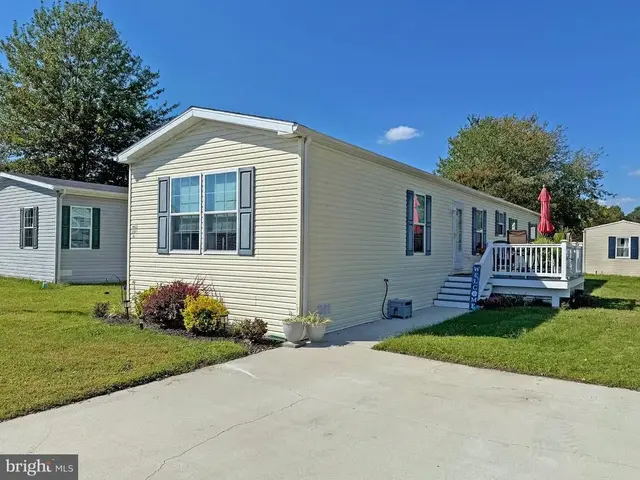 31597 Oak Ct #h-103, Lewes