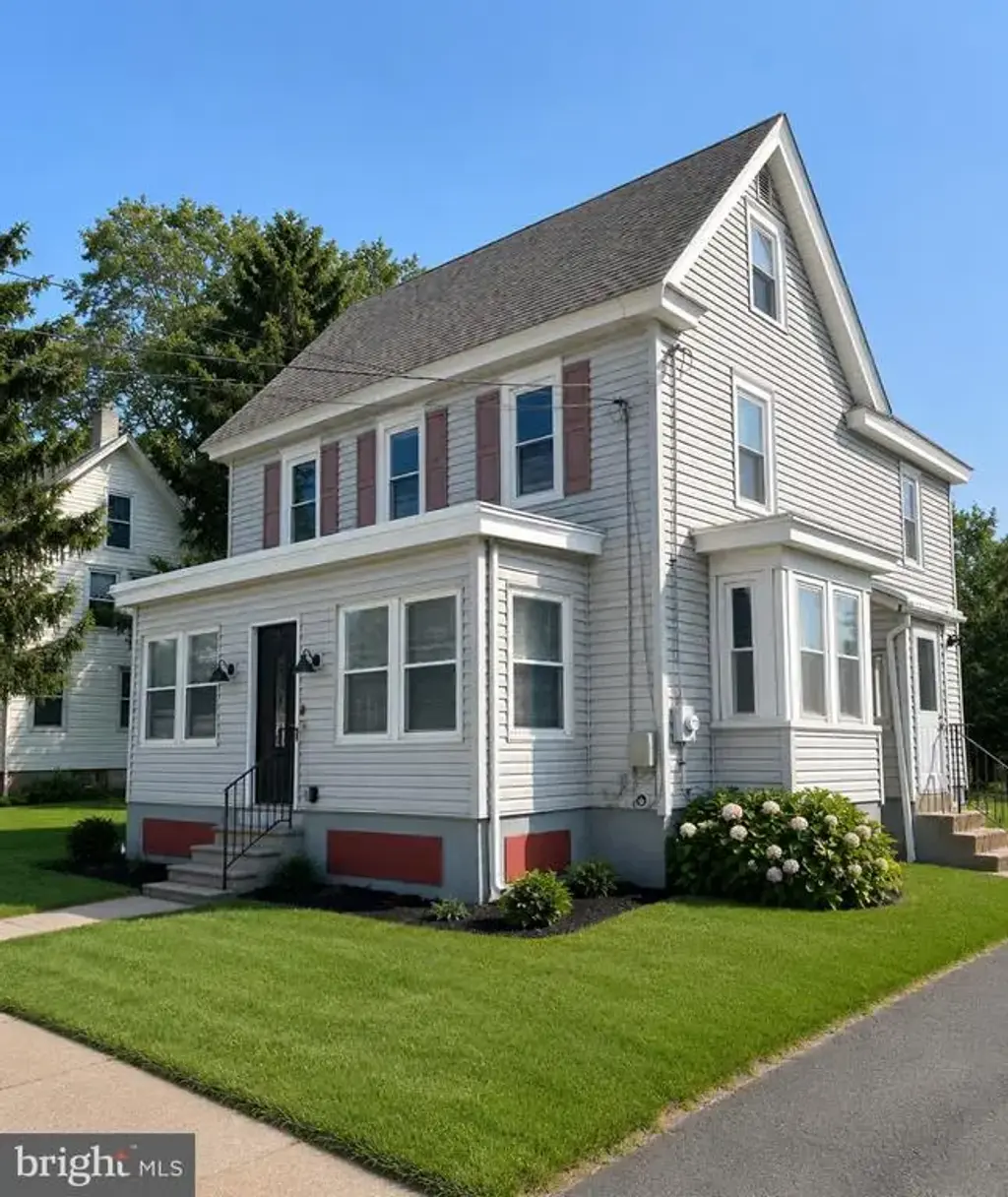 319 Crown Point Rd, WEST DEPTFORD