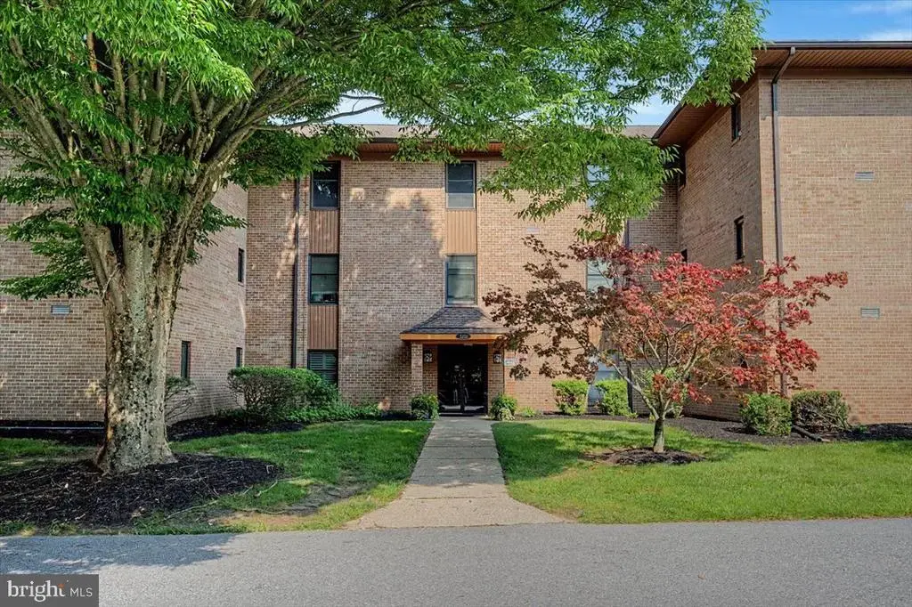3201-unit 301 Falcon Ln #301, WILMINGTON