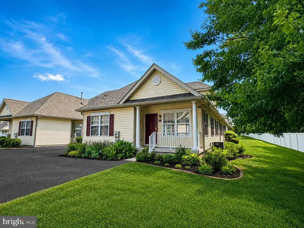 14 Regents Ct, BENSALEM