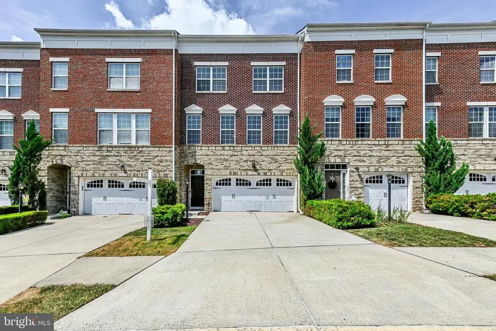 23253 Tradewind Dr, ASHBURN