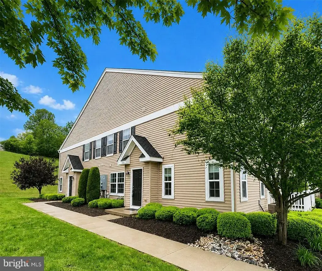 5960 Valley Forge Dr, COOPERSBURG