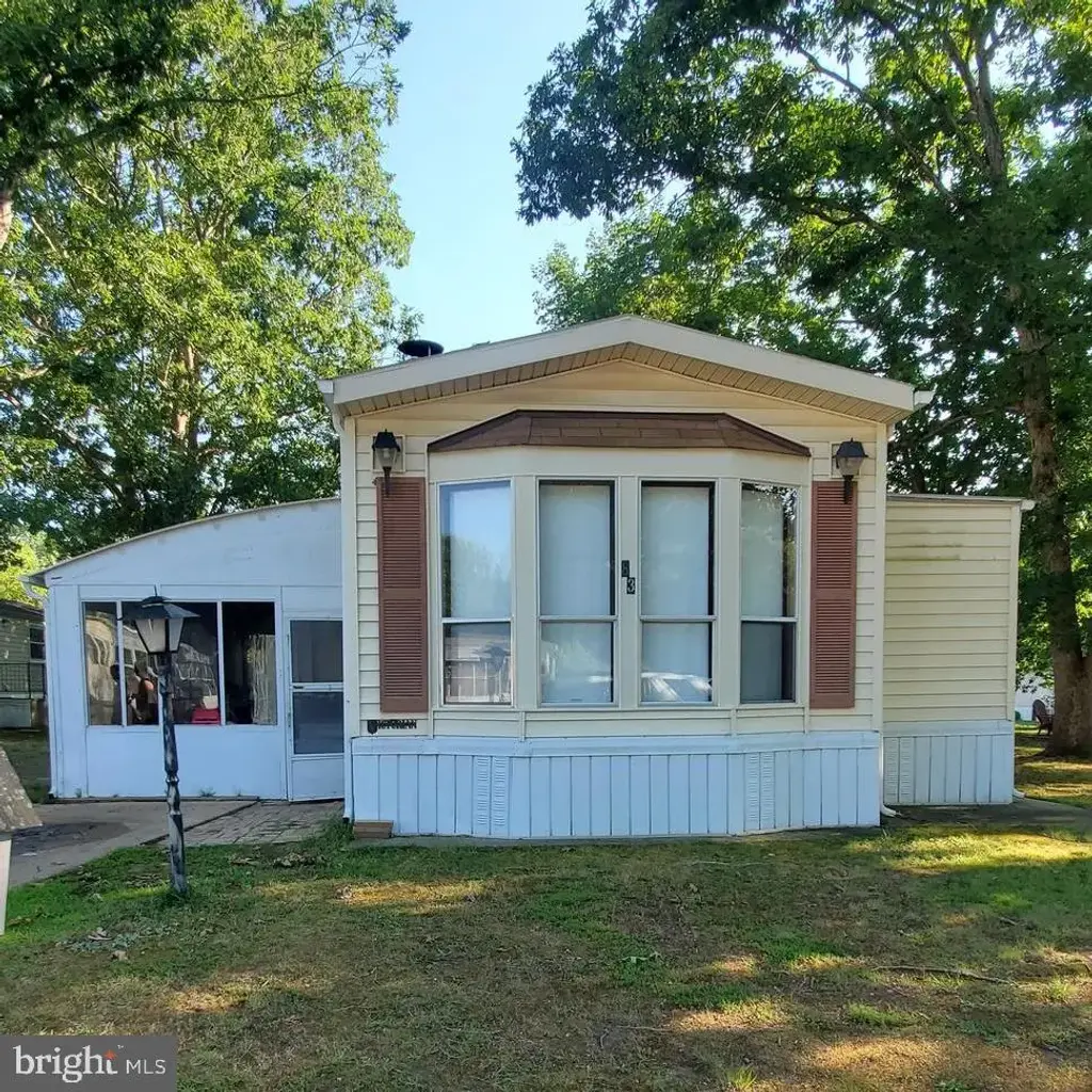 1616 Pennsylvania Ave #83, VINELAND