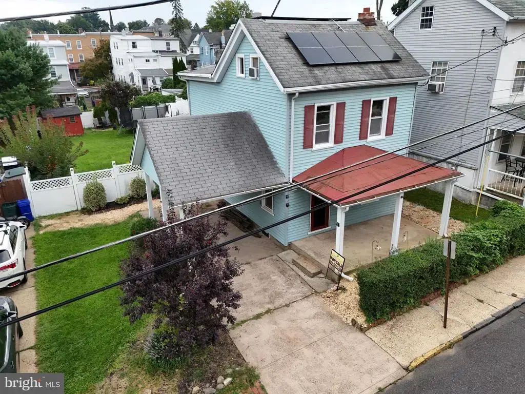 446 Cedar St, JENKINTOWN