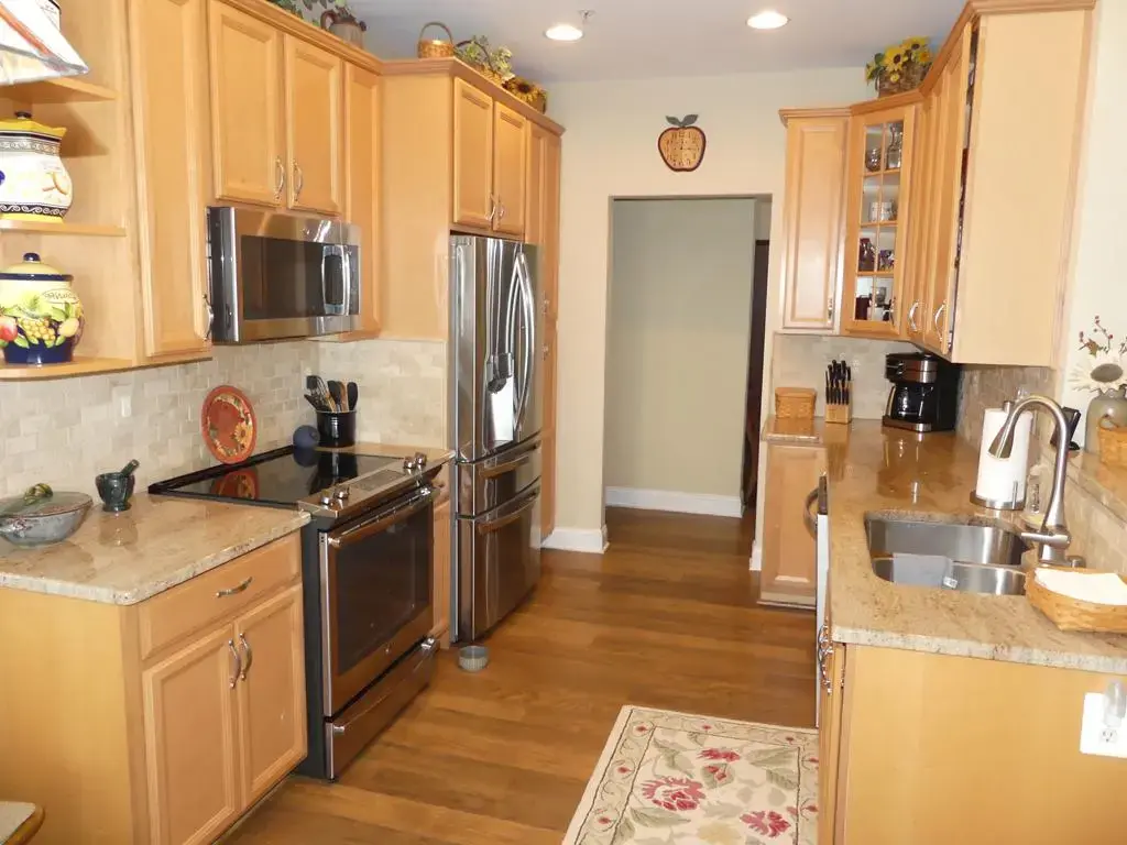 1817 Selvin Dr #401 & #7 Garage, BEL AIR