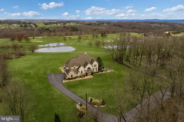 272 S Egg Rd, Bath
