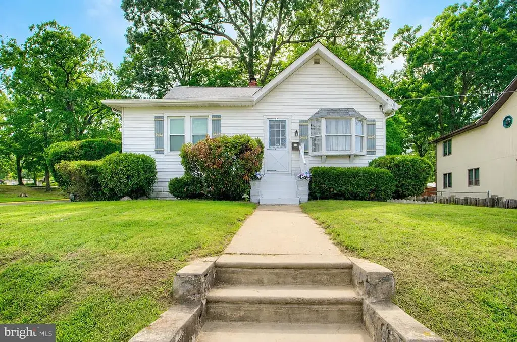 102 Woodlynne Ave, PITMAN