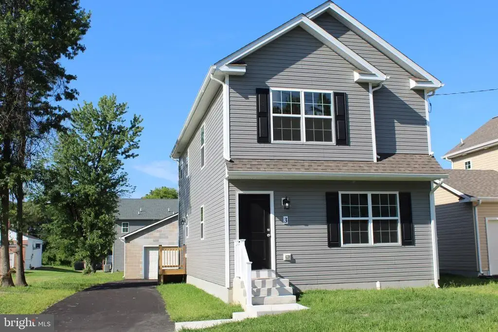 3 Buttonwood Ave, NEW CASTLE