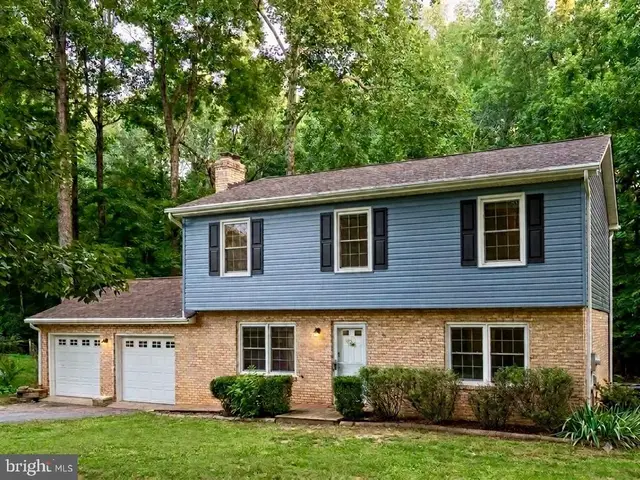 6024 Battlefield Green Dr, Fredericksburg