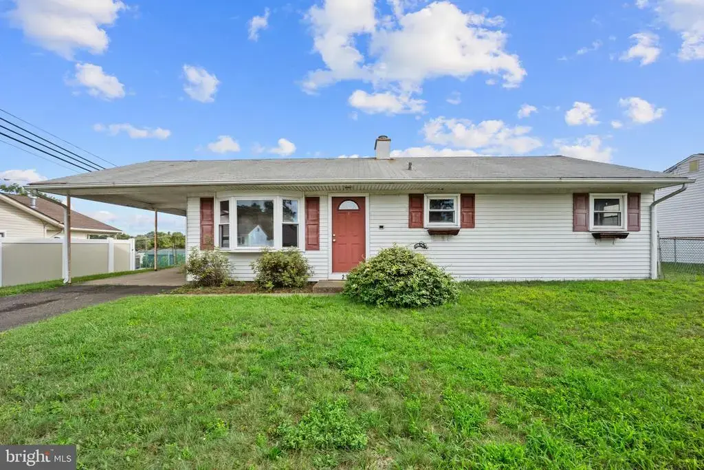217 Suffolk Rd, FAIRLESS HILLS
