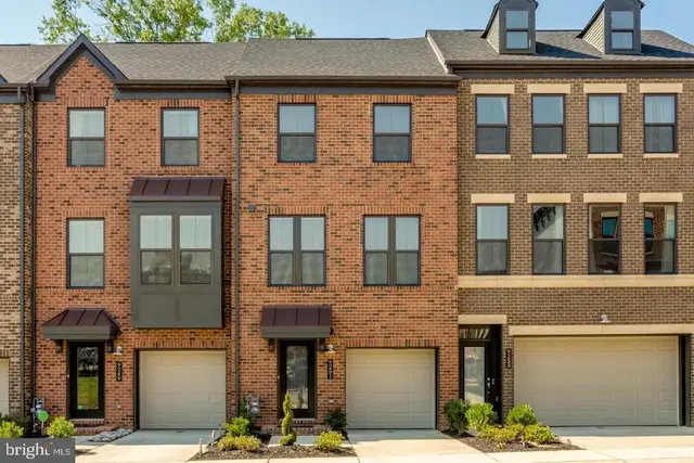 9251 Wood Violet Ct, Fairfax