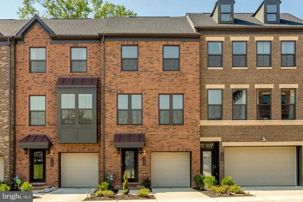 9251 Wood Violet Ct, FAIRFAX
