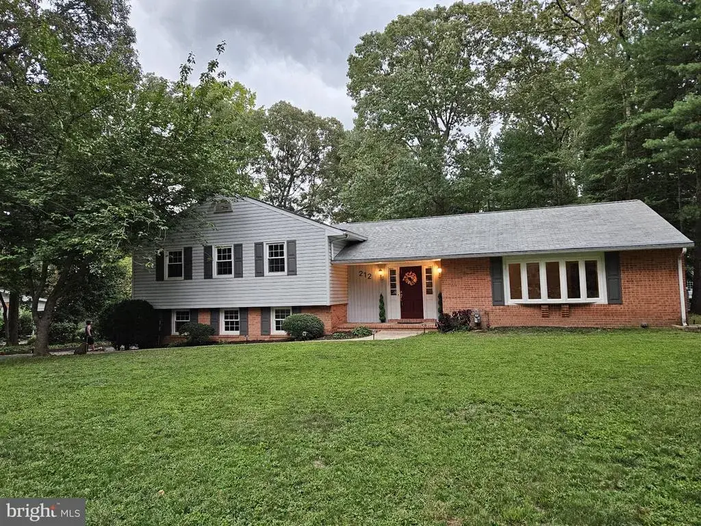 212 Oak Ave, SEVERNA PARK