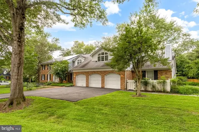 4301 Sunflower Dr, Rockville