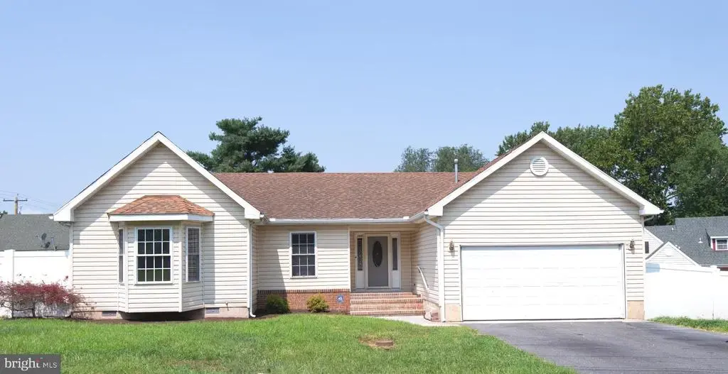 103 Governors Ave, LAUREL